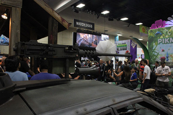 The Walking Dead na Comic-Con 2013: Veja fotos do Hyundai a prova de zumbis