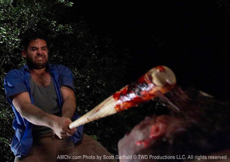 Ator que interpretou Morales em The Walking Dead indica querer voltar à série