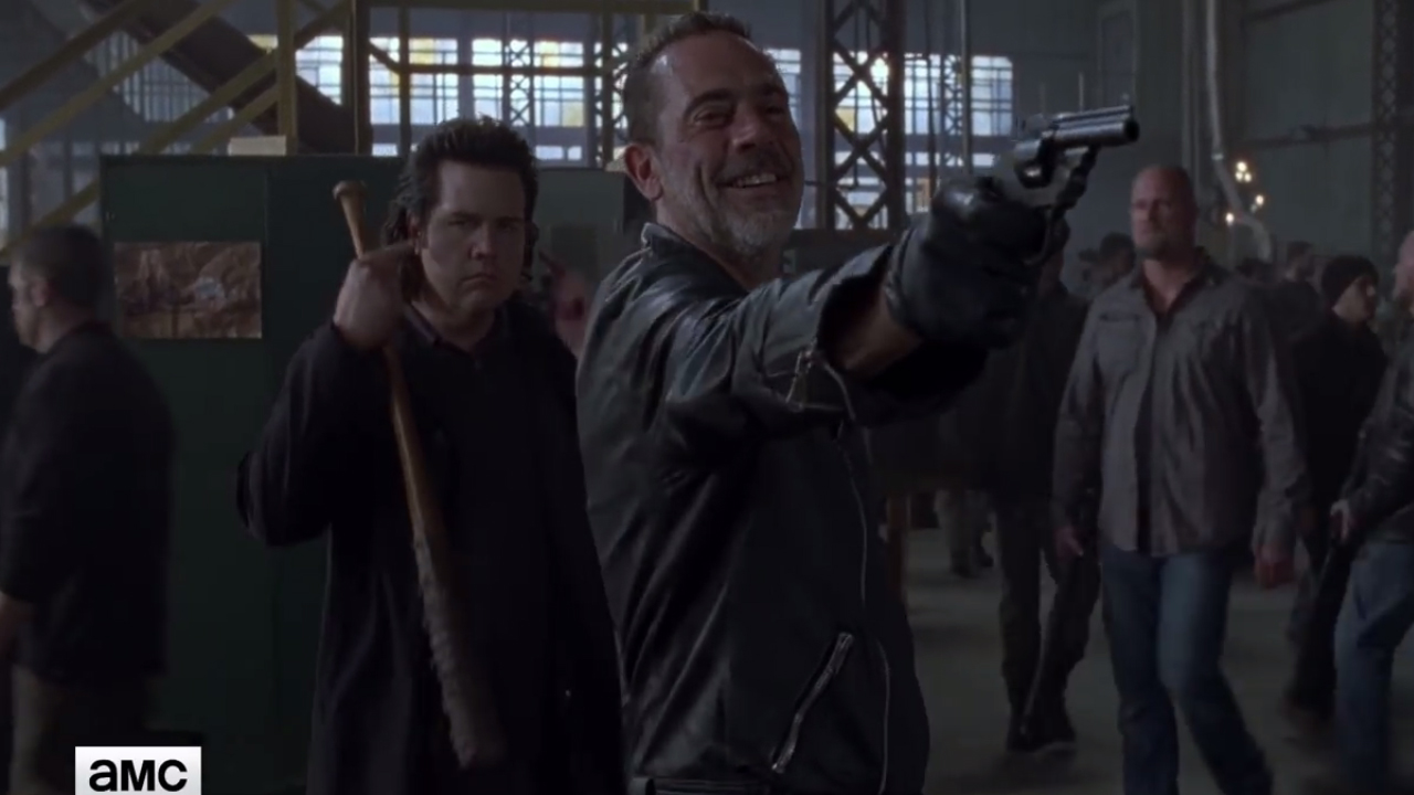 Eugene Entrega Munição para Negan em Novo Vídeo do ÚLTIMO Episódio da 8ª Temporada de The Walking Dead!