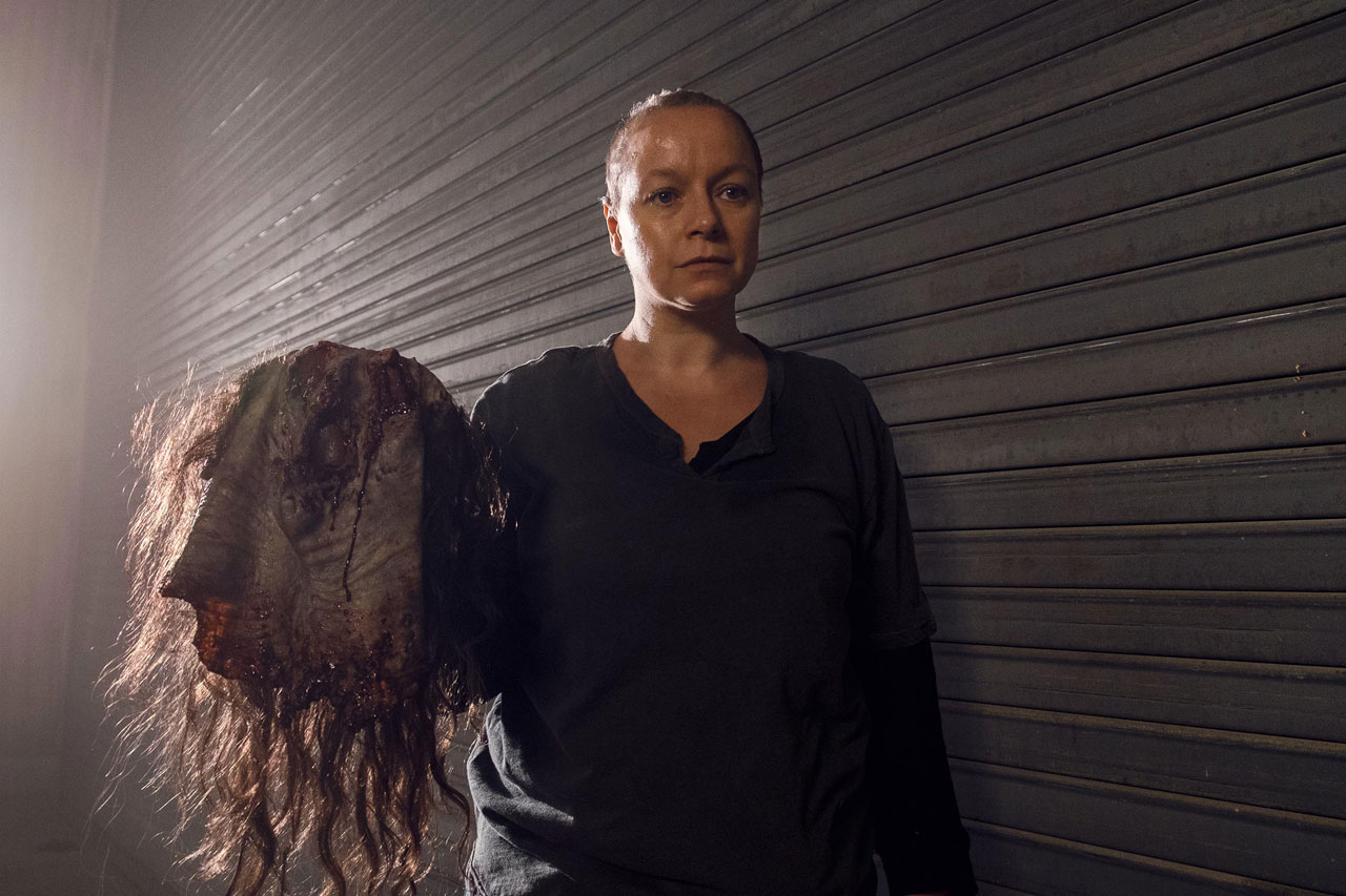 Samantha Morton, a Alpha em The Walking Dead, revela detalhes sobre o passado de sua personagem!