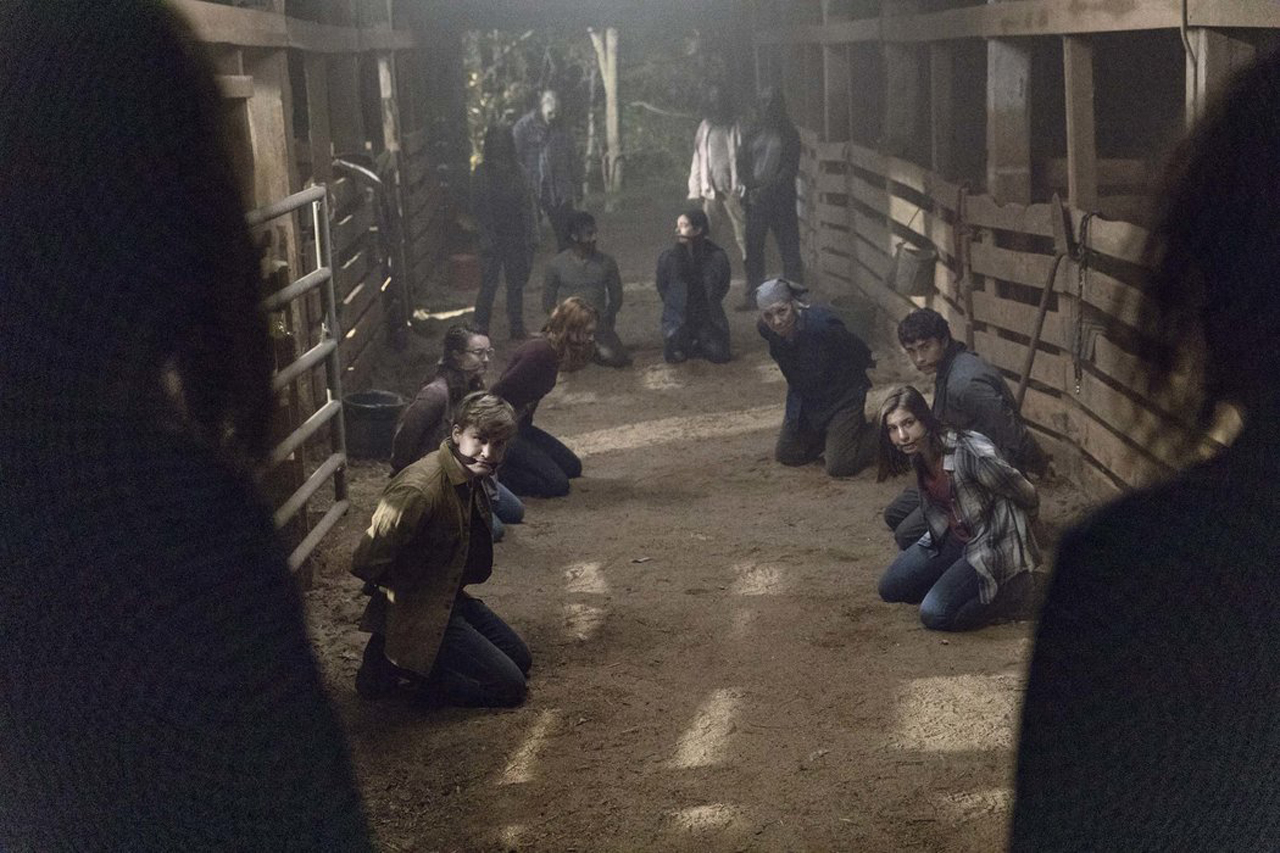 Produtora de The Walking Dead Explica como ESCOLHERAM as Vítimas das Estacas!