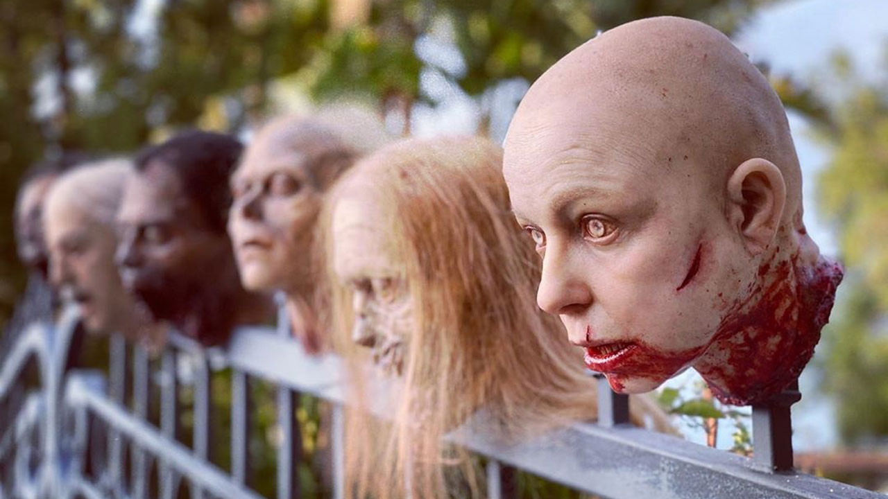Diretor de The Walking Dead usou próteses de cabeças de zumbis para decorar a própria casa!