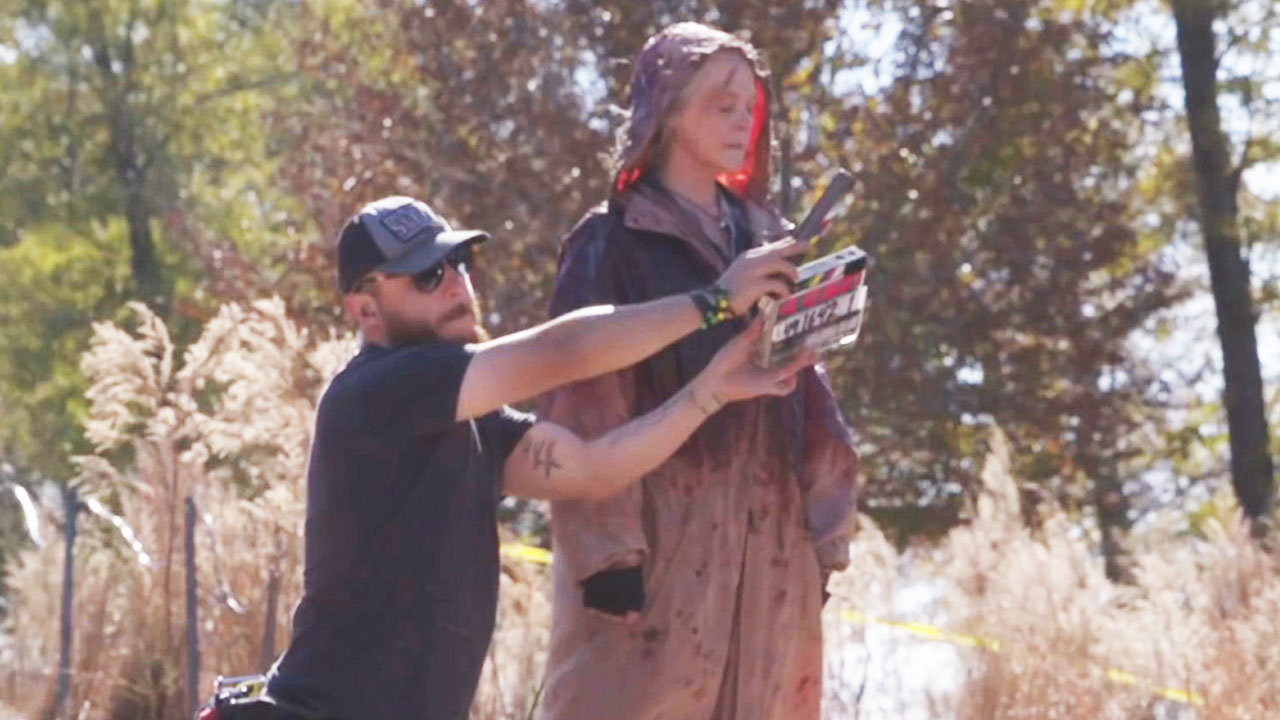 Vídeo dos bastidores de The Walking Dead mostra como foi feita a cena dos zumbis caindo do penhasco