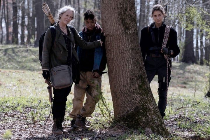Carol, kelly e magna em foto promocional da 11ª temporada de the walking dead.