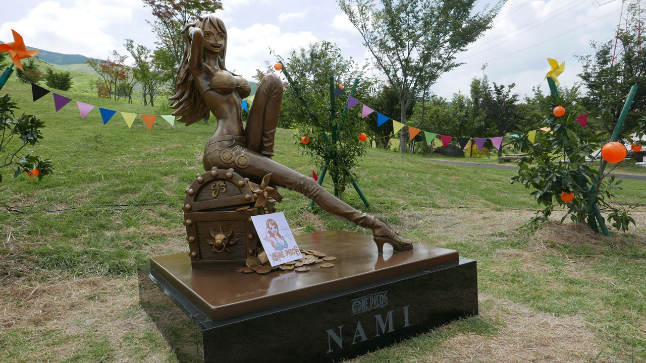 One Piece | Estátua de bronze de Nami é inaugurada no Japão
